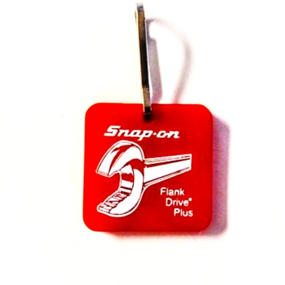 Snap-on Set 2 CAN COZIES w/MAGNETS + VINTAGE KEY HOLDER & ZIPPER PULL ~ ALL NEW - Picture 7 of 13